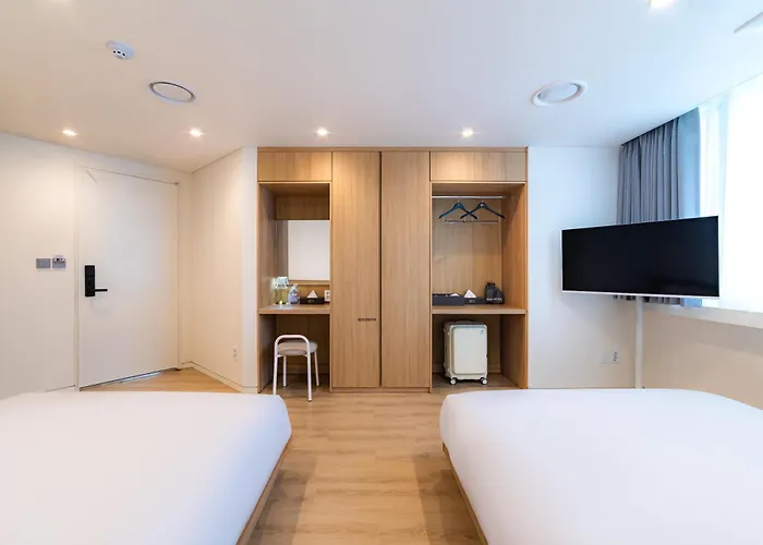 Noc33 Jongno Hotel 2*